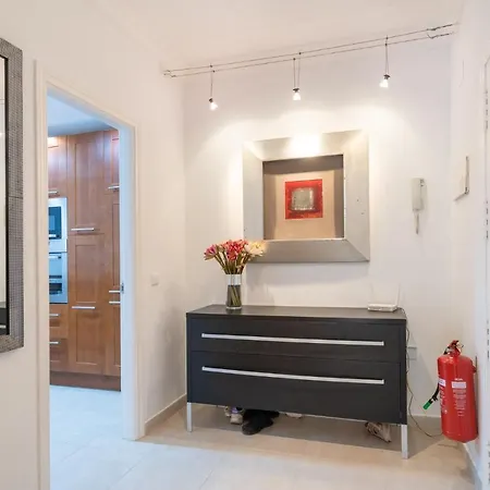 29 Close To The Beach, 2 Bedroom Sabinillas Manilva Andalusia *
